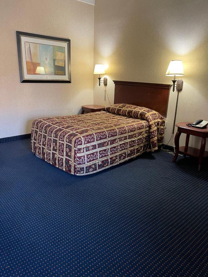 Budget Inn Temple Hills Dış mekan fotoğraf