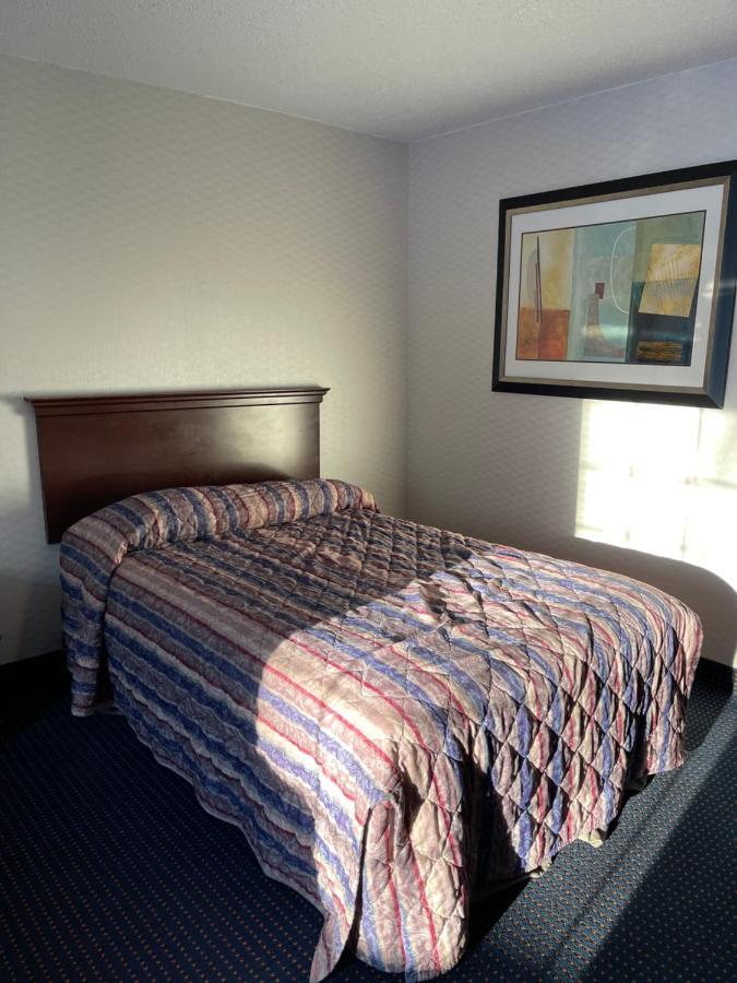 Budget Inn Temple Hills Dış mekan fotoğraf